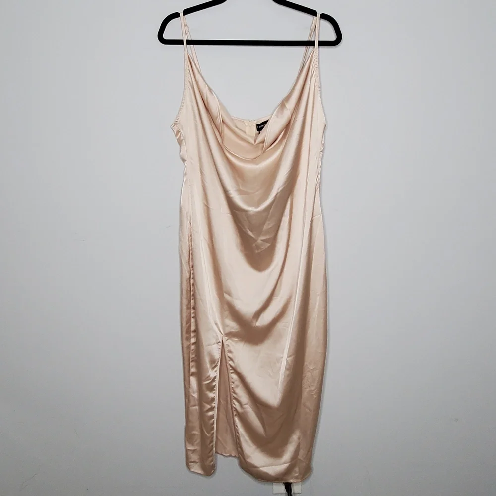 PRETTYLITTLETHING Champagne Satin Strappy Cowl Neck Sleeveless Midi Dress Sz 12 - Picture 8 of 8